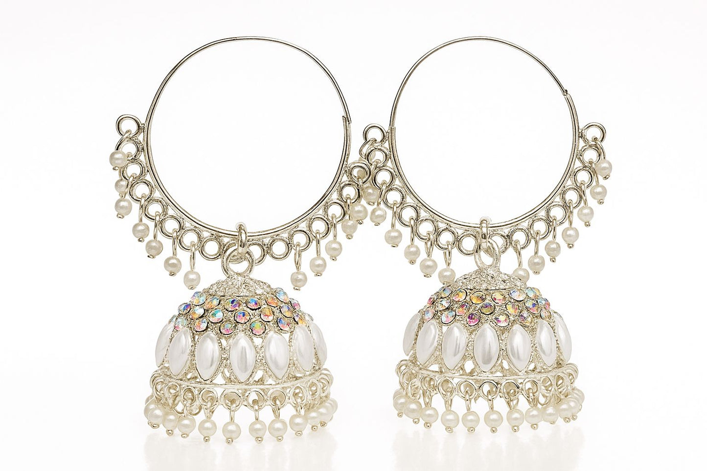 Trendy Earrings – chic and versatile to complement her style